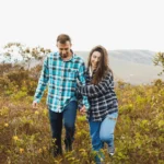 signs-partner-truly-happy-thriving-dont-have-to-compromise